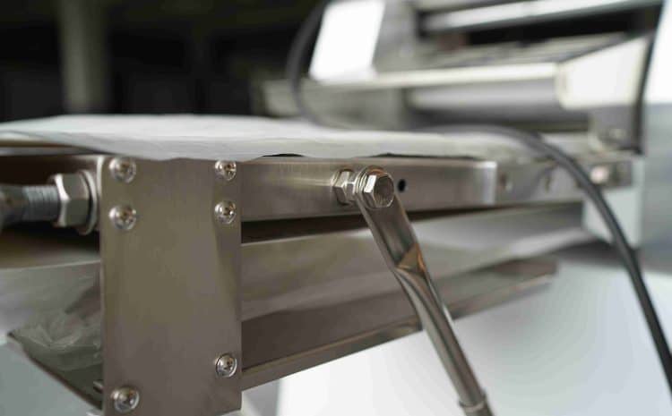  What is commercial dough sheeter?
